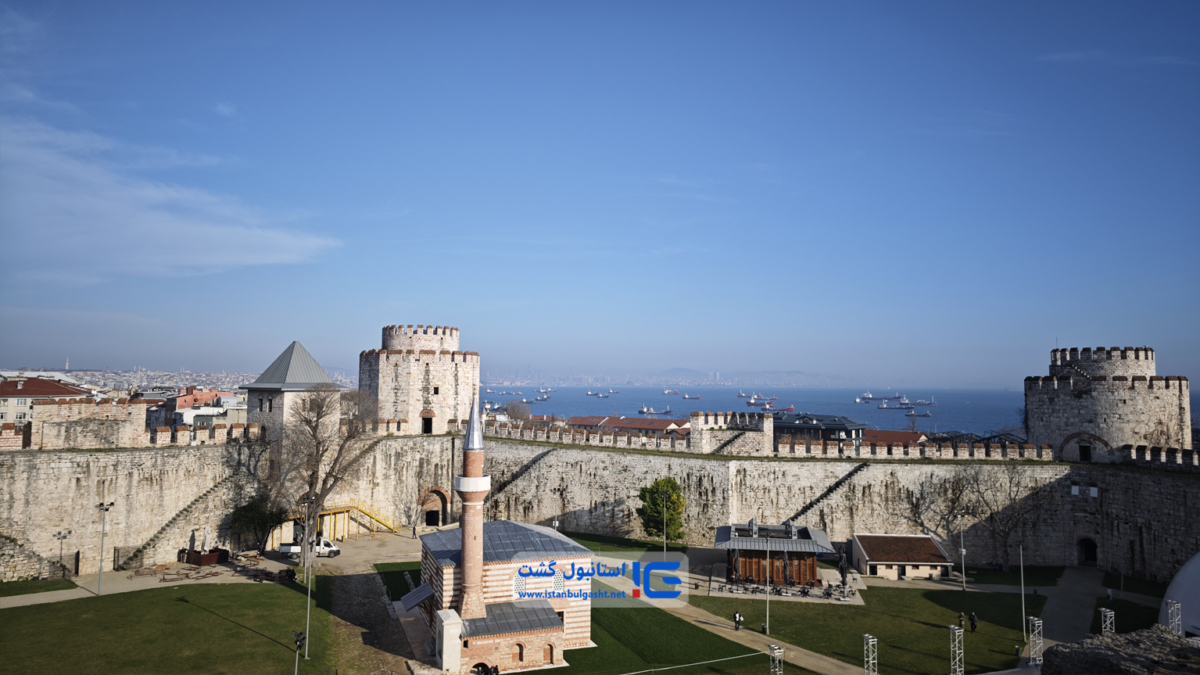 قلعه یدیکوله یا هفت برج در استانبول Yedikule fortress